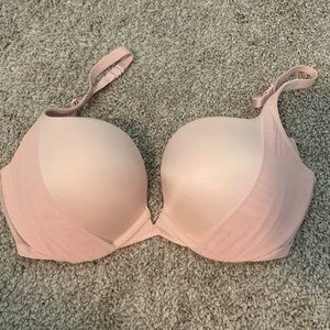 VS padded Demi
